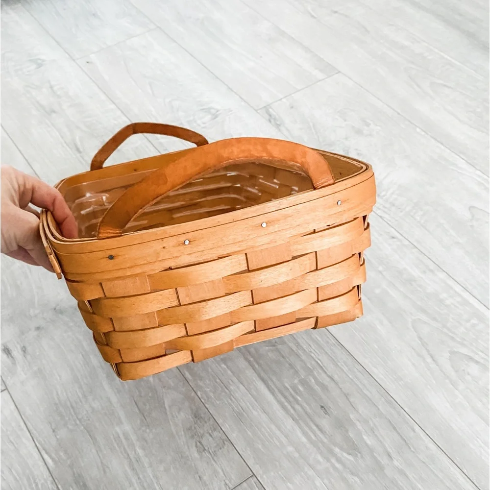 Longaberger Gathering Pantry Basket with protector